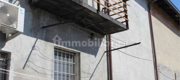 5 rooms House in Vertemate con Minoprio, Italy No. 313136 7