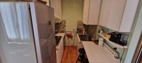 4 rooms Apartment in Mantua, Italy No. 242024 9