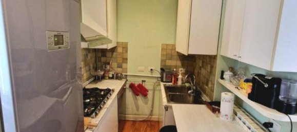 4 rooms Apartment in Mantua, Italy No. 242024 11