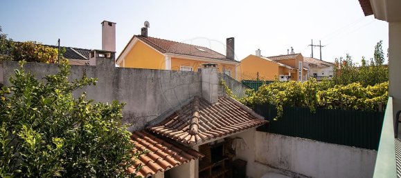 Casa de 4 dormitorios en Odivelas, Portugal No. 164113 37