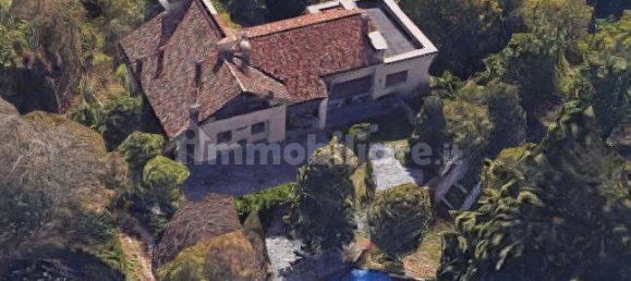 10 bedrooms Villa in Brunate, Italy No. 65722 40