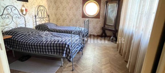 10 bedrooms Villa in Brunate, Italy No. 65722 13