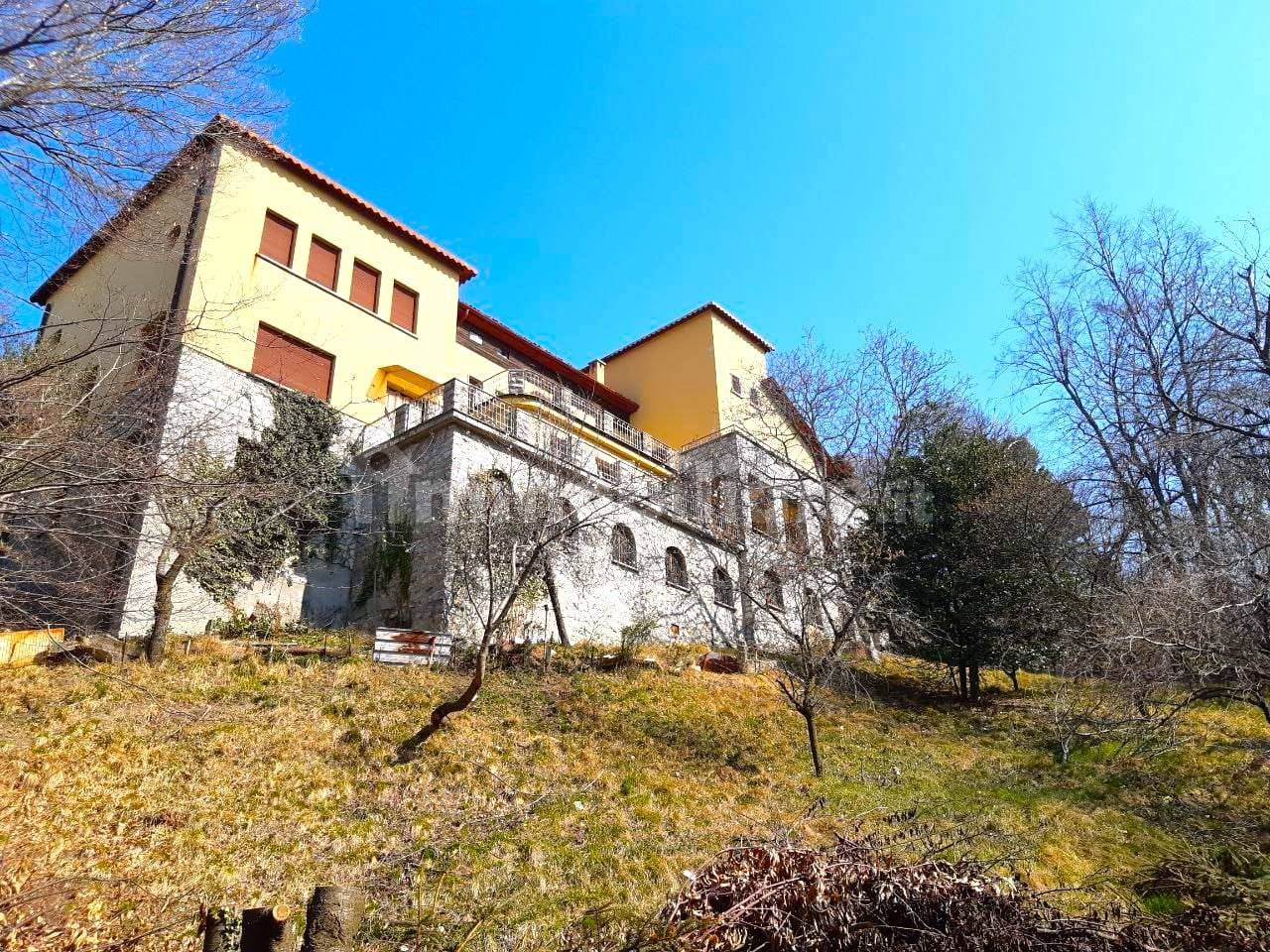 10 bedrooms Villa in Brunate, Italy No. 65722