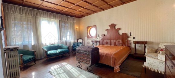 10 bedrooms Villa in Brunate, Italy No. 65722 21