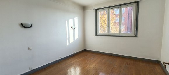 Apartamento de 2 dormitorios en Chalons-en-Champagne, France No. 153118 5