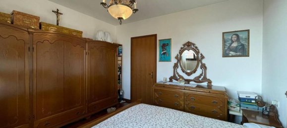 Квартира с 3 комнатами в Лоди, Италия № 26764 16