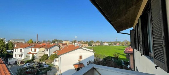 Квартира с 3 комнатами в Лоди, Италия № 26764 7