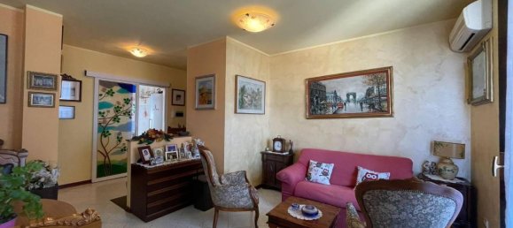 Квартира с 3 комнатами в Лоди, Италия № 26764 4