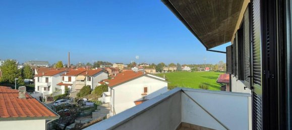 Квартира с 3 комнатами в Лоди, Италия № 26764 6