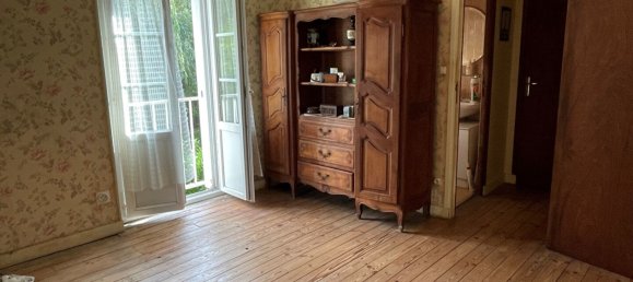 Casa de 5 dormitorios en Tournon-Saint-Martin, France No. 253565 25