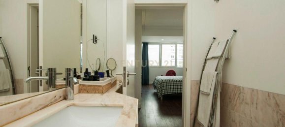 3 bedrooms Apartment in Lisbon, Portugal No. 10999 18