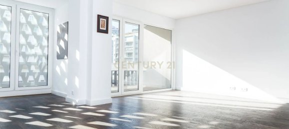 3 bedrooms Apartment in Lisbon, Portugal No. 10999 28