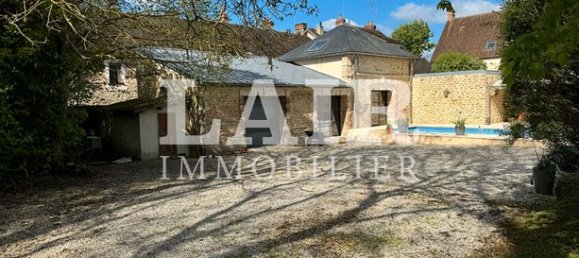6 bedrooms House in Alencon, France No. 363703 15
