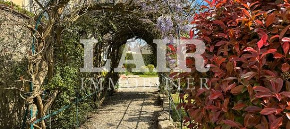 6 bedrooms House in Alencon, France No. 363703 16