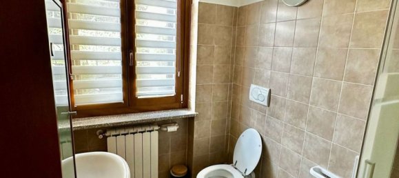 Дуплекс с 2 спальнями в Таино, Италия № 365563 4