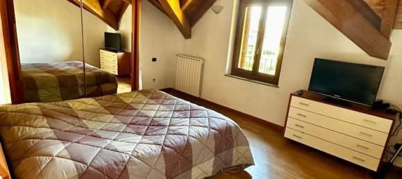 Дуплекс с 2 спальнями в Таино, Италия № 365563 3