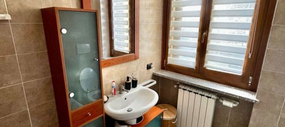 Дуплекс с 2 спальнями в Таино, Италия № 365563 2