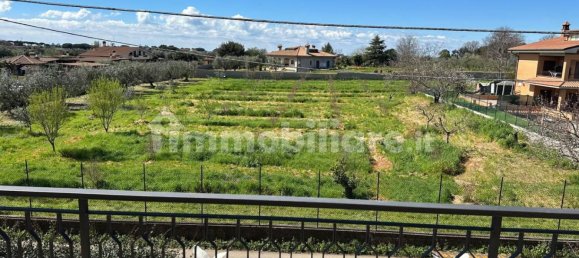 2 Schlafzimmer Wohnung in Albano Laziale, Italy, Nr. 60839 9