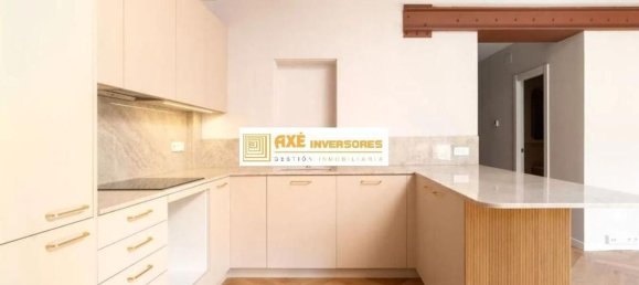 Apartamento T3 em Ciutat Vella, Spain N.º 122491 7