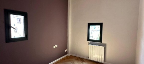 Apartamento T3 em Ciutat Vella, Spain N.º 122491 4