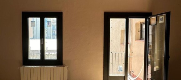 Apartamento T3 em Ciutat Vella, Spain N.º 122491 2