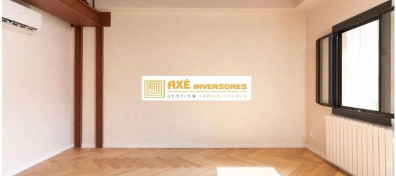 Apartamento T3 em Ciutat Vella, Spain N.º 122491 3