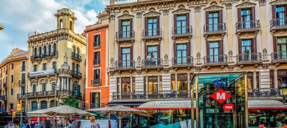 Apartamento T3 em Ciutat Vella, Spain N.º 122491 26