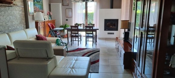 4 bedrooms Villa in Barbania, Italy No. 371835 4