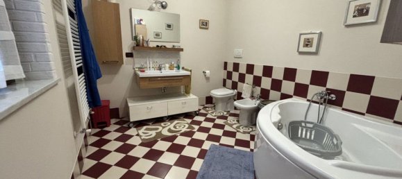 4 bedrooms Villa in Barbania, Italy No. 371835 15