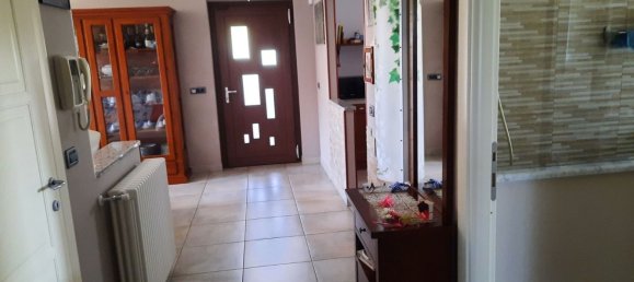 4 bedrooms Villa in Barbania, Italy No. 371835 3