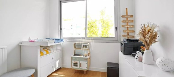 3 Schlafzimmer Wohnung in Levallois-Perret, France, Nr. 328880 12