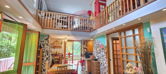 3 غرف نوم فيلا في Monza, Italy رقم 380080 10