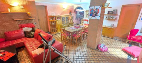 3 غرف نوم فيلا في Monza, Italy رقم 380080 45