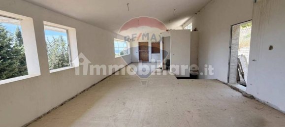 3 Schlafzimmer Villa in Erice, Italy, Nr. 352079 27