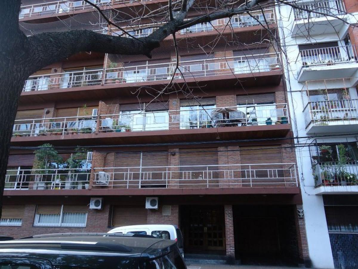 3 bedrooms Apartment in Vicente Lopez, Argentina No. 61881