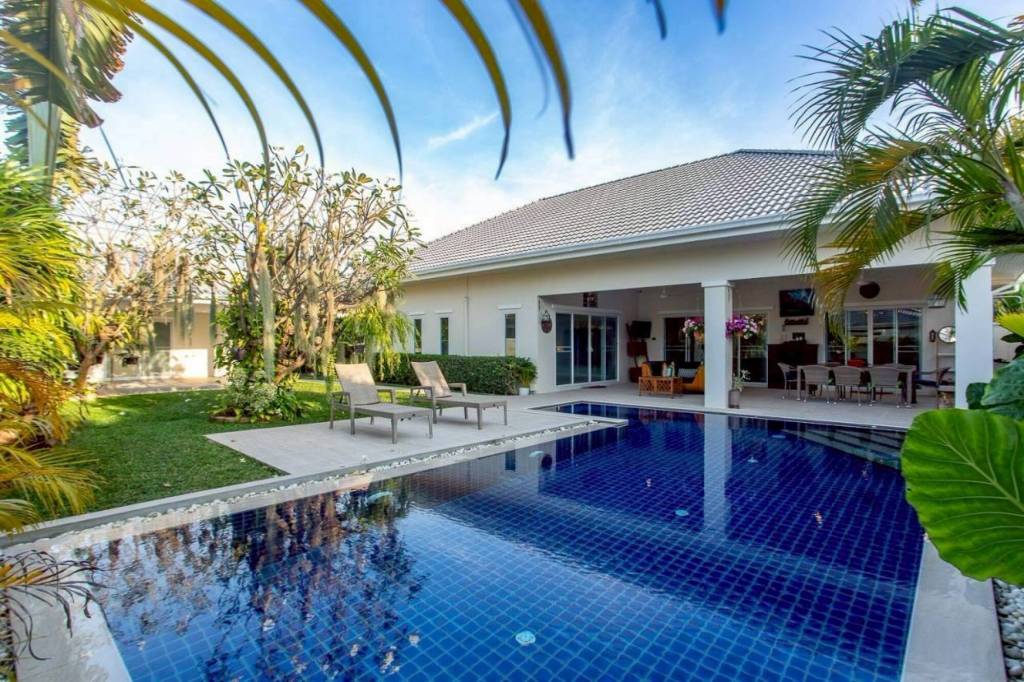 3 Schlafzimmer Villa in Hua Hin, Thailand, Nr. 71129