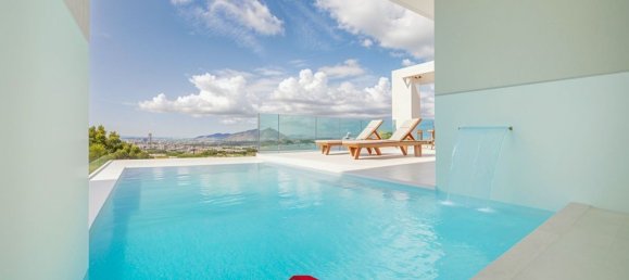 Villa de 4 dormitorios en Altea, Spain No. 77875 3