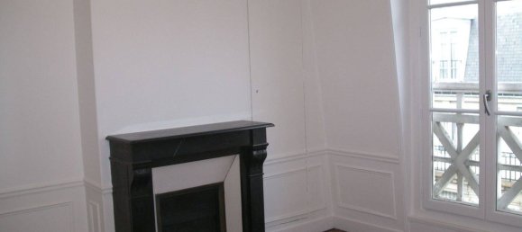 2 bedrooms Apartment in Paris, France No. 333874 8