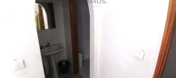 Gewerbliche Immobilie in Amadora, Portugal 98m², Nr. 337634 9