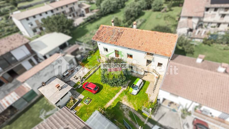 Casa de 2 dormitorios en Udine, Italy No. 323292