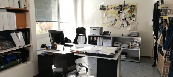 Oficina en Perugia, Italy 80 m² No. 133909 7