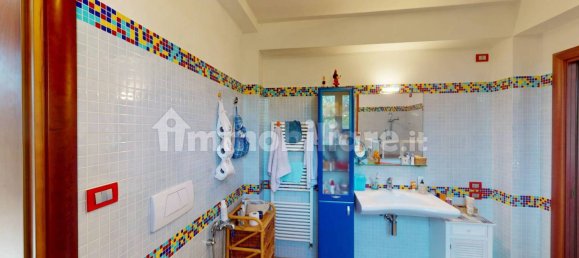 6 chambres Villa à Camerata Picena, Italy No. 340672 18