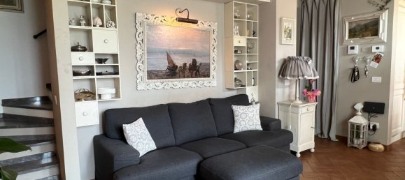 3 bedrooms Villa in Montano Lucino, Italy No. 362315 19