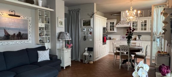 3 bedrooms Villa in Montano Lucino, Italy No. 362315 10