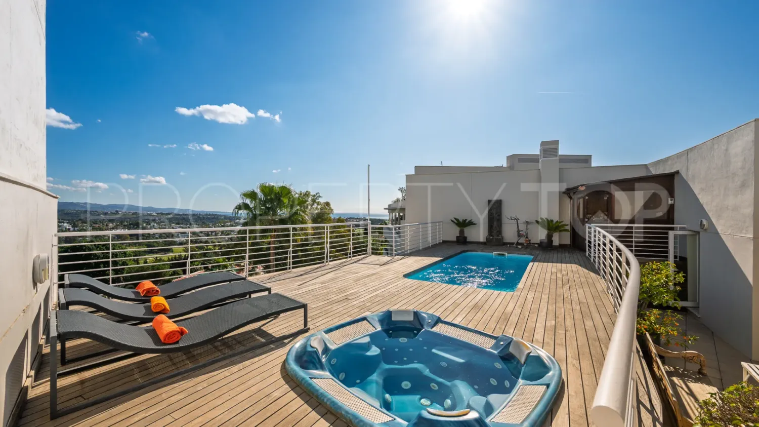 3 bedrooms Penthouse in Marbella, Spain No. 177787