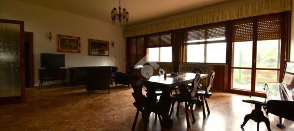 9-salle Villa à Coriano, Italy No. 91707 21