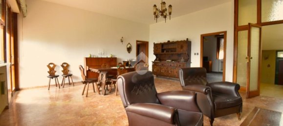 9-salle Villa à Coriano, Italy No. 91707 17