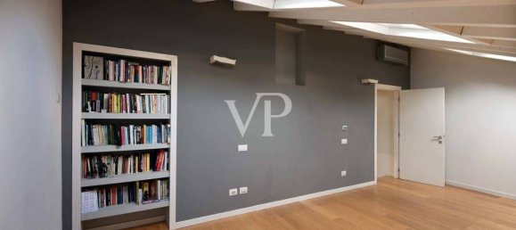 Ático de 6 habitaciónes en Salò, Italy No. 31968 11