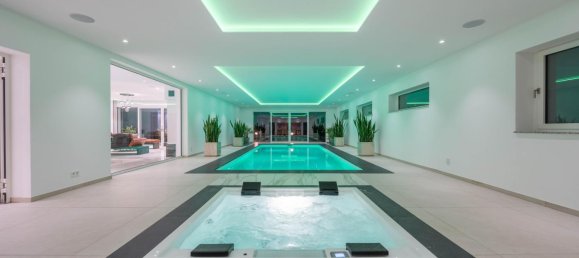 5 bedrooms Villa in Frankfurt am Main, Germany No. 356061 8