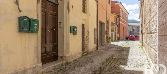 2 bedrooms Apartment in Fabriano, Italy No. 234622 2